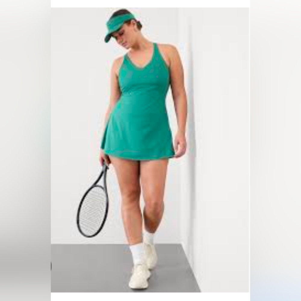 Athleta Ace Advantage Dress with built In pocket shorts